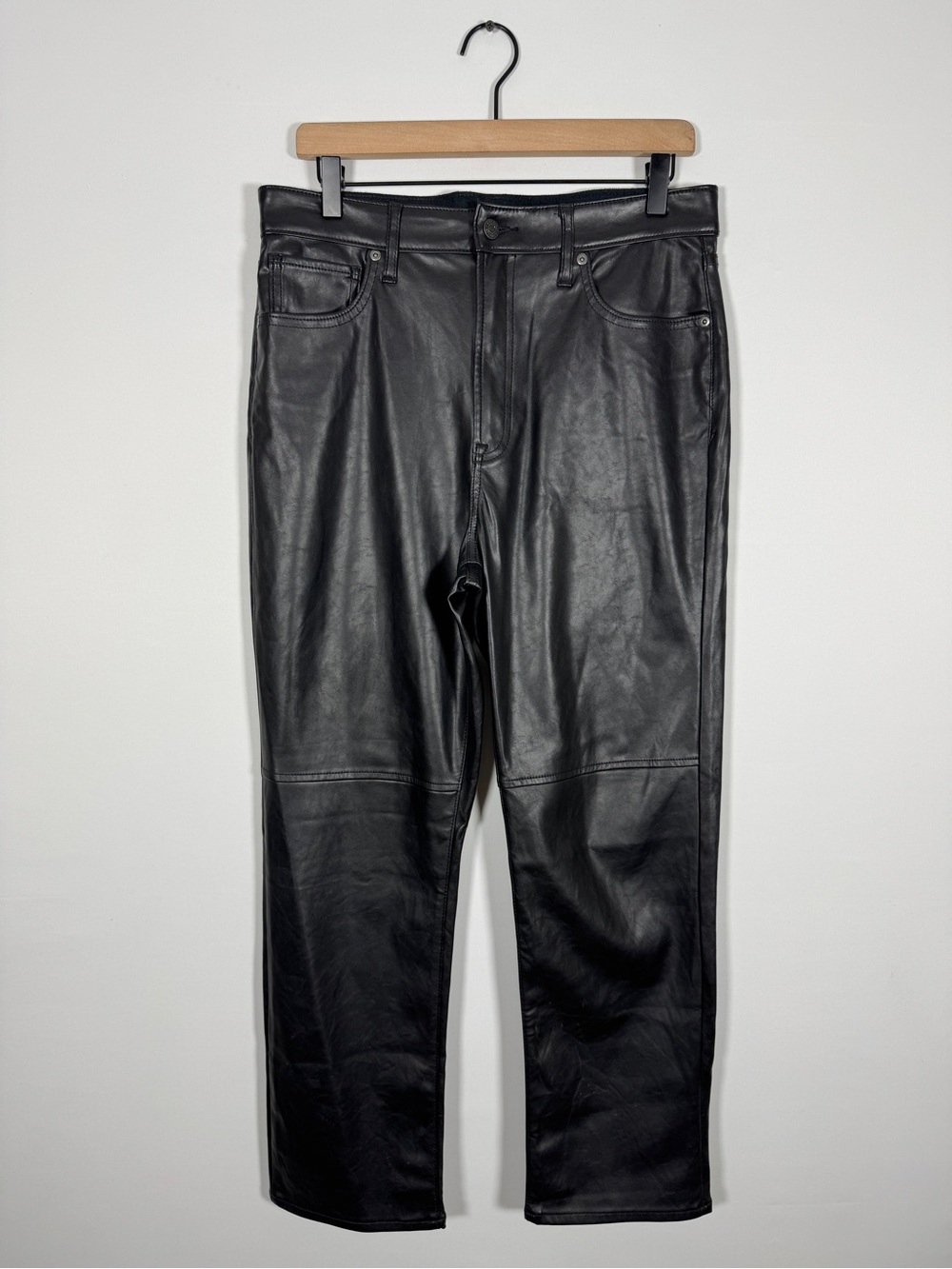 WP101 {GAP} "Cheeky Straight Sky High" Black Faux Leather Straight Leg Pants